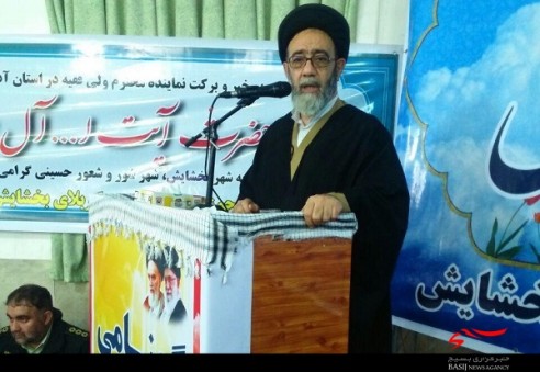 عزت امروز ثمره خون شهدا/ نهم دی نباید فراموش شود عزت امروز ثمره خون شهدا/ نهم دی نباید فراموش شود