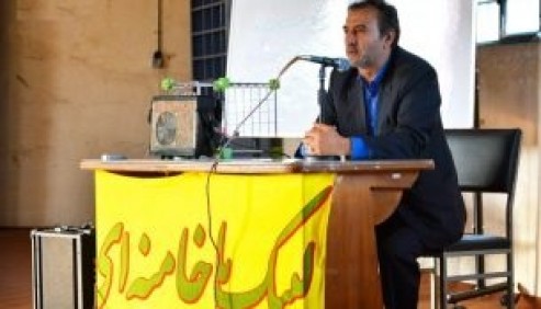 لیبرالها و غربزدگان راه سلطه بیگانگان بر کشور هستند لیبرالها و غربزدگان راه سلطه بیگانگان بر کشور هستند