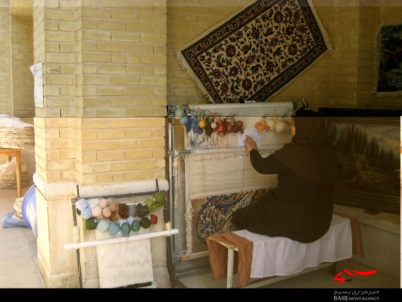 پرداخت 7میلیارد ریال وام اشتغال به مددجویان کمیته امداد امام(ره) خمین در سالجاری پرداخت 7میلیارد ریال وام اشتغال به مددجویان کمیته امداد امام(ره) خمین در سالجاری