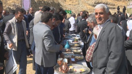 نمایشگاه توانمندیها و دستاوردهای روستائیان و عشایر بخش خنجین برگزار شد نمایشگاه توانمندیها و دستاوردهای روستائیان و عشایر بخش خنجین برگزار شد