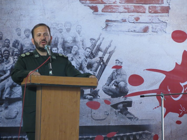 گزارش تصویری از همایش یادگاران دفاع مقدس گزارش تصویری از همایش یادگاران دفاع مقدس