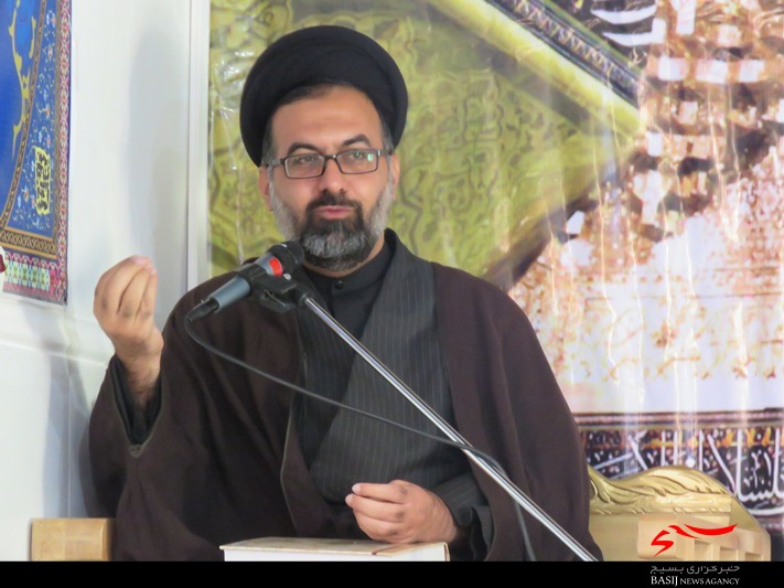 سپاه نماد اقتدار نظام اسلامي است/ پاسداری از انقلاب اسلامی یک فرهنگ است سپاه نماد اقتدار نظام اسلامي است/ پاسداری از انقلاب اسلامی یک فرهنگ است