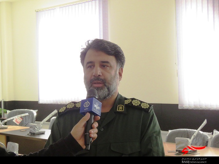 محموله کمک های مردمی شهرستان کمیجان به مناطق سیل زده اعزام شد/آماده باش بسیجیان کمیجانی درصورت نیاز به کمک رسانی محموله کمک های مردمی شهرستان کمیجان به مناطق سیل زده اعزام شد/آماده باش بسیجیان کمیجانی درصورت نیاز به کمک رسانی