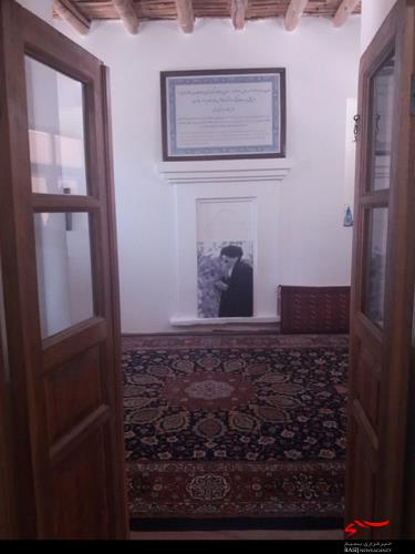 غباررویی منزل تاریخی امام خمینی(ره) توسط بسیجیان حوزه کوثر در خمین غباررویی منزل تاریخی امام خمینی(ره) توسط بسیجیان حوزه کوثر در خمین