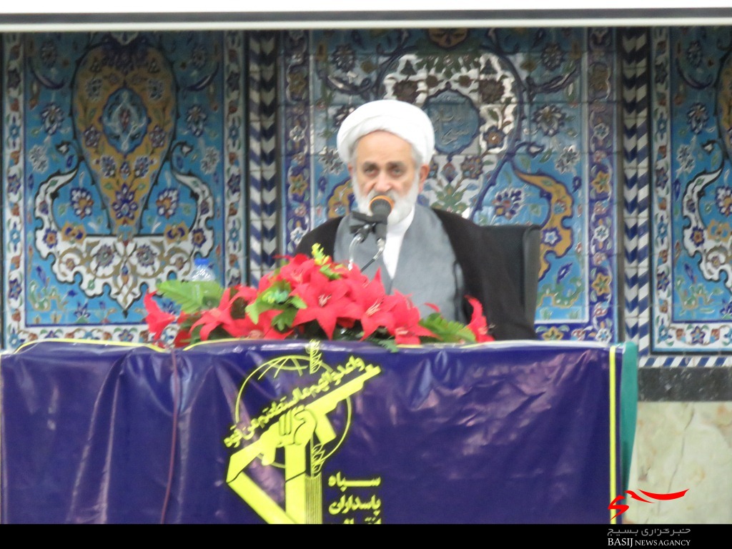 دشمن تمام توان خود را برای القای ناکارآمدی نظام به کار برده است