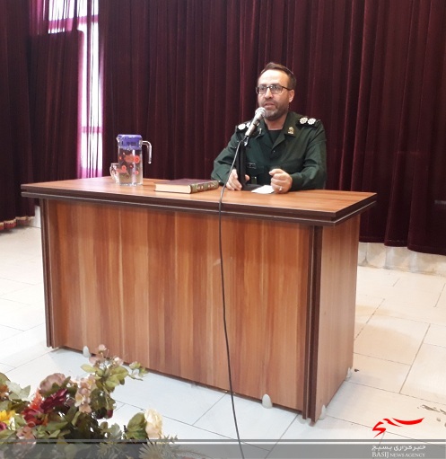 مقاومت فعال را در حلقات صالحین،گفتمان سازی کنیم مقاومت فعال را در حلقات صالحین،گفتمان سازی کنیم
