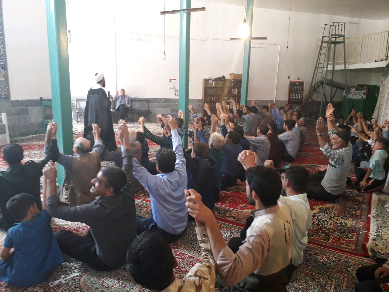 گروه جهادی شهدای تفرش /روستای قزلجه گروه جهادی شهدای تفرش /روستای قزلجه