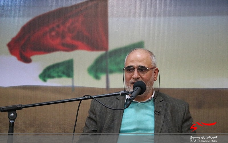 جوانان تربیت شده در مسجد، وظیفه خود را می دانند جوانان تربیت شده در مسجد، وظیفه خود را می دانند
