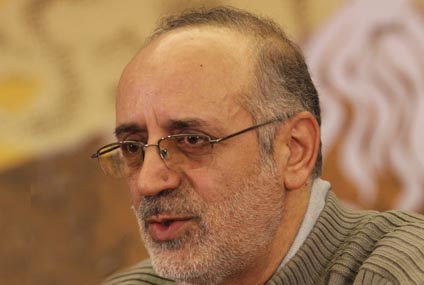 در میان فیلم‌های بد فجر چند نمونه خوب هم محصول بسیج‌ و‌ سپاه بود/برای کن کار‌ می‌کنند اما برای ایران نه/کار با بسیج را افتخار می‌دانم