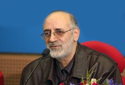 در میان فیلم‌های بد فجر چند نمونه خوب هم محصول بسیج‌ و‌ سپاه بود/برای کن کار‌ می‌کنند اما برای ایران نه/کار با بسیج را افتخار می‌دانم