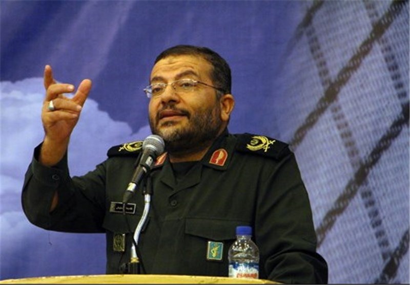 دشمنان تلاش می کنند انقلاب اسلامی به عنوان یک الگوی موفق به دنیا معرفی نشود
