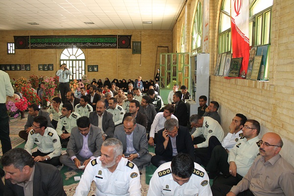 عطر افشانی مزار شهدا در سالروز آزادسازی خرمشهر