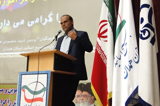 دکتر چمران چهره‌ای کم نظیر در تاریخ معاصر ایران