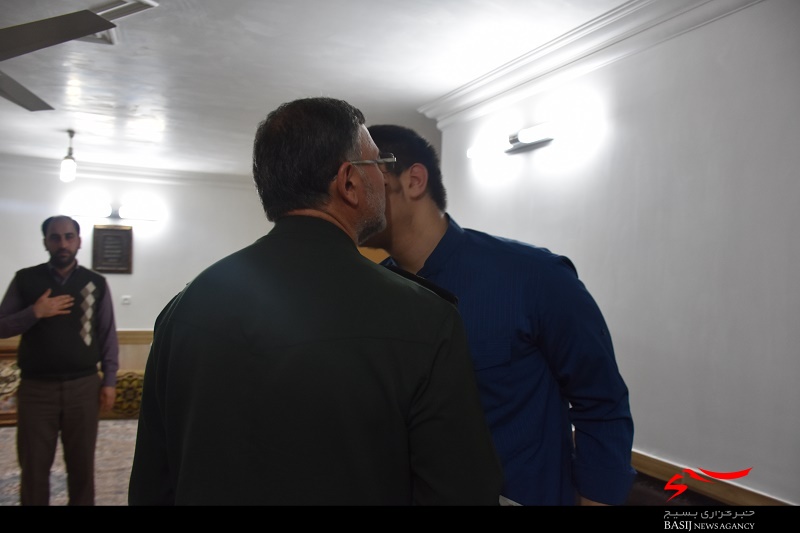 دیدار با خانواده شهید مدافع حرم مصطفی خوش محمدی دیدار با خانواده شهید مدافع حرم مصطفی خوش محمدی