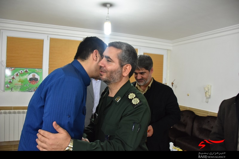 دیدار با خانواده شهید مدافع حرم مصطفی خوش محمدی دیدار با خانواده شهید مدافع حرم مصطفی خوش محمدی