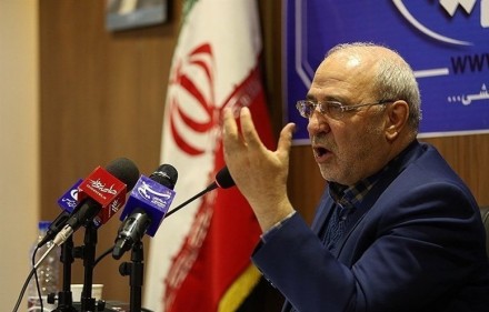 700 هزار شغل در گرو ورود کالای قاچاق به کشور /عزم و اراده جدی تنها راه حل موجود برای رفع معضل بیکاری است