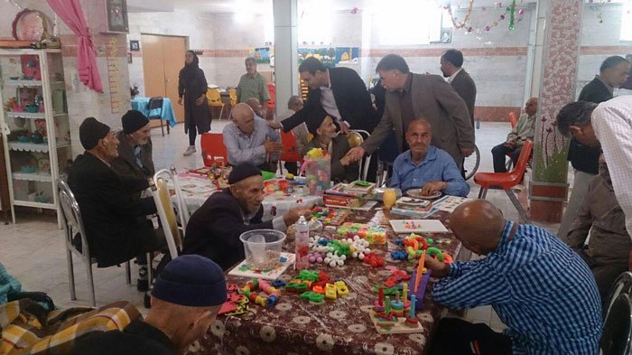 بازديد از خانه سالمندان شاهرود+ تصاویر