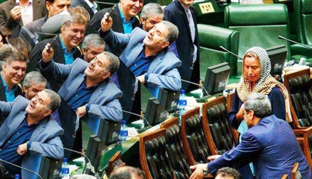دیروز شیخ فضل الله نوری را به دار تجددگرایان و غرب باوران بالا کشیدند وچند صباحی بعد همان طناب طوق بردگی و قید اسارت غرب زدگی شان گردید