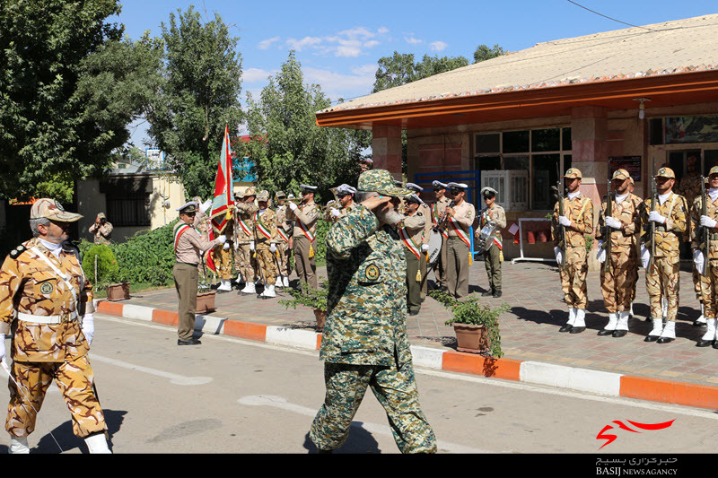 امیر پوردستان از پادگان شهید قهرمان بازدید کرد