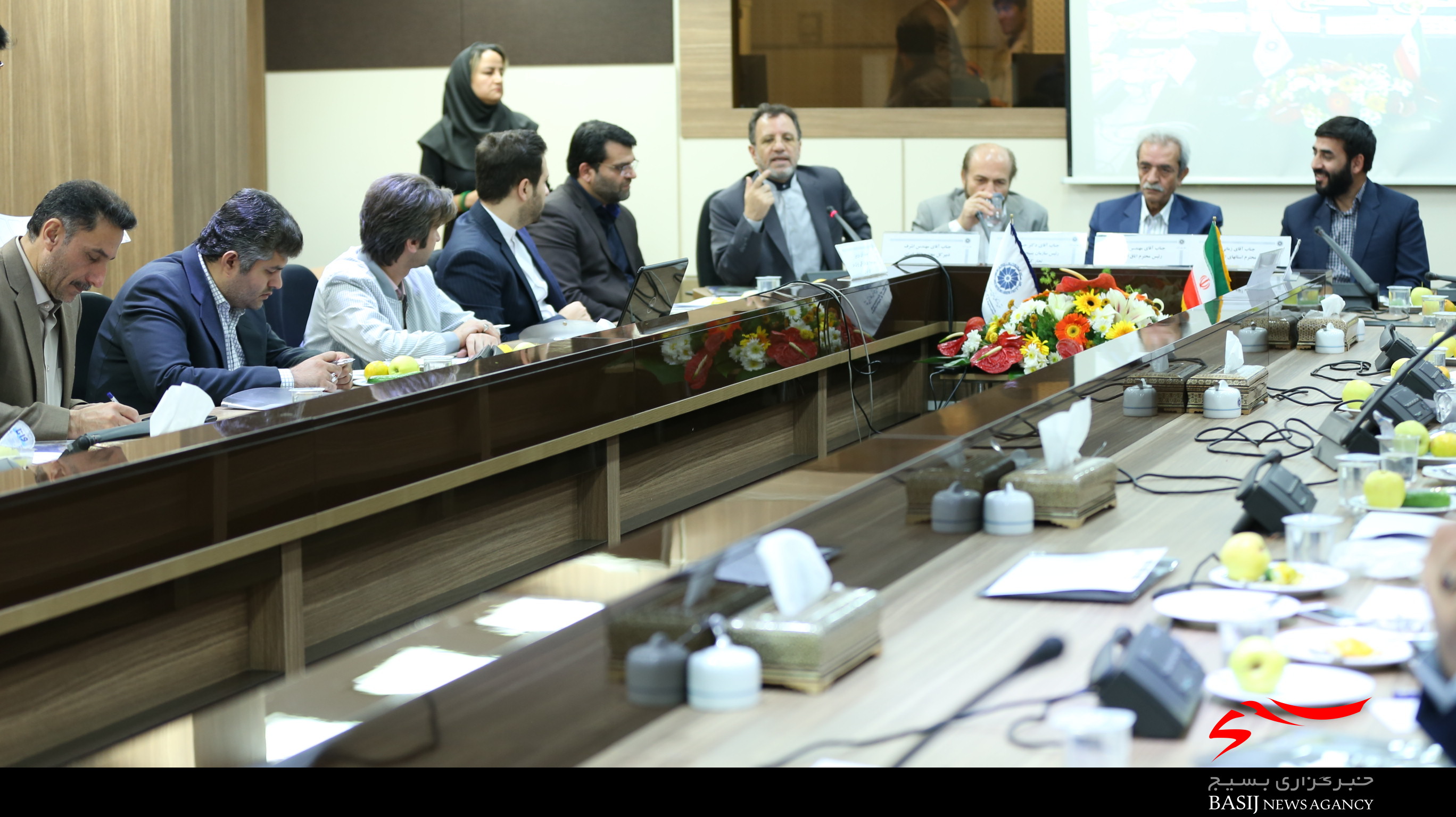 نشست هماندیشی رابطان بسیج اتاقهای سراسر کشور نشست هماندیشی رابطان بسیج اتاقهای سراسر کشور