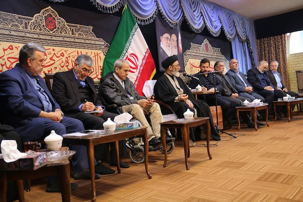 همدلی شهرداری و شورا باید در اوج باشد