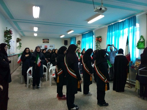 مراسم به صدا در آوردن زنگ انقلاب برگزار شد