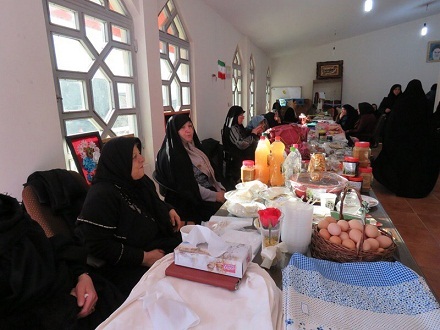 نمایشگاه بانوان کار آفرین و جشنواره غذا برگزار شد
