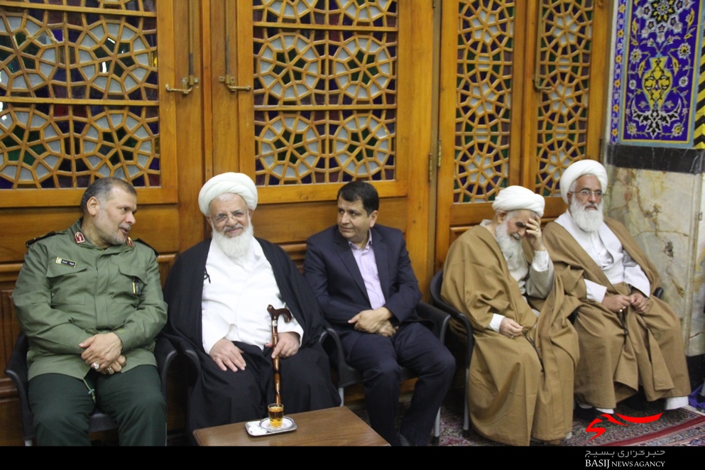 مراسم بزرگداشت 27 شهید مدافع وطن در یزد برگزار شد