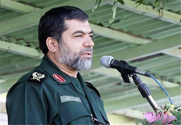 توصیه تفکر پلید وواداده لیبرال از روز اول انقلاب، «تسلیم» بوده است توصیه تفکر پلید وواداده لیبرال از روز اول انقلاب، «تسلیم» بوده است