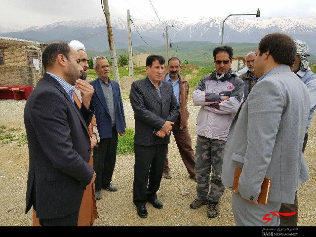 بازدید فرماندار نهاوند از وضعیت آب آشامیدنی روستای وراینه