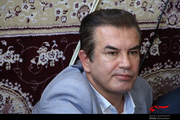 تجلیل از خانواده شهدا و ایثارگران در روستای استیلی/ حمید استیلی: شهدا، پهلوانان و افتخارآفرینان اصلی این کشور هستند
