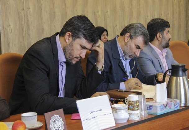 نشست تخصصی بررسی فعالیت های قرآنی سپاه