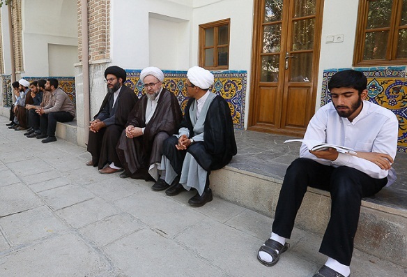 تجمع بزرگ طلاب و روحانیون تهران با عنوان &laquo;روحانیت صدای مردم&raquo;