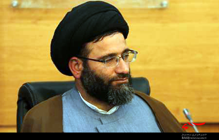 امام جمعه دیلم: مسئولین خواب خوش را از چشم دشمنان بگیرند
