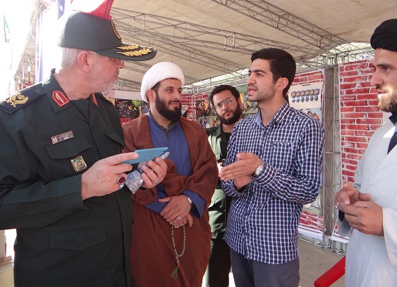 بازدید سردار جانشین فرمانده سپاه تهران بزرگ از نمایشگاه یاد یاران