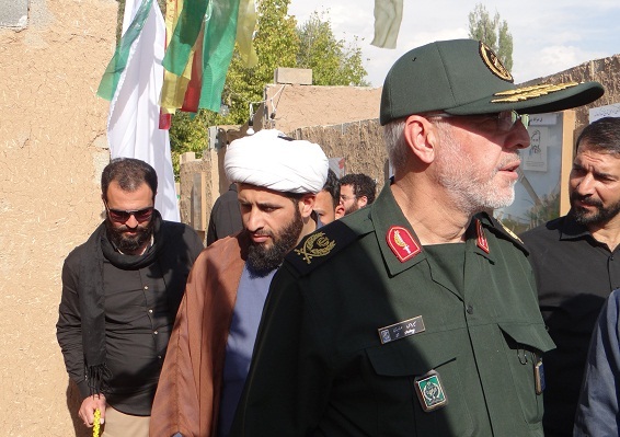 بازدید سردار جانشین فرمانده سپاه تهران بزرگ از نمایشگاه یاد یاران