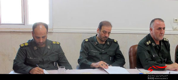 دیدار سردار رزمجو با نمایندگان استان بوشهر در مجلس