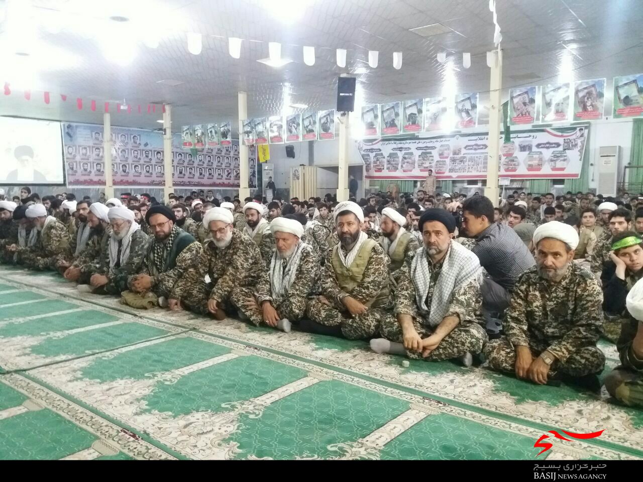 پیوند سپاه و ارتش اعتقادی است / دشمن شناسی،مهمترین وظیفه روحانیت