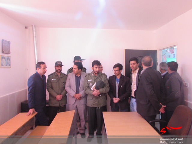 افتتاح مدرسه / سرکشی و دیدار با خانواده محروم درقلعه پسیجان شهرستان شازند افتتاح مدرسه / سرکشی و دیدار با خانواده محروم درقلعه پسیجان شهرستان شازند