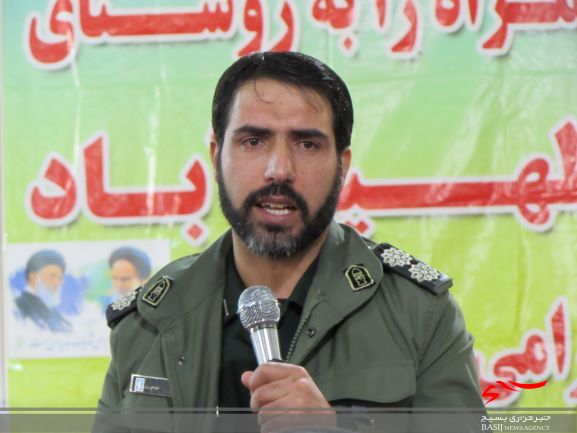 گرامیداشت سالگرد پبروزی انقلاب اسلامی/گلباران قبور شهدا و دیدار با خانواده شهید و خانواده محرومین/افتتاح یک دستگاه واحد مسکونی در روستای ظهیر آباد شهرستان شازند گرامیداشت سالگرد پبروزی انقلاب اسلامی/گلباران قبور شهدا و دیدار با خانواده شهید و خانواده محرومین/افتتاح یک دستگاه واحد مسکونی در روستای ظهیر آباد شهرستان شازند