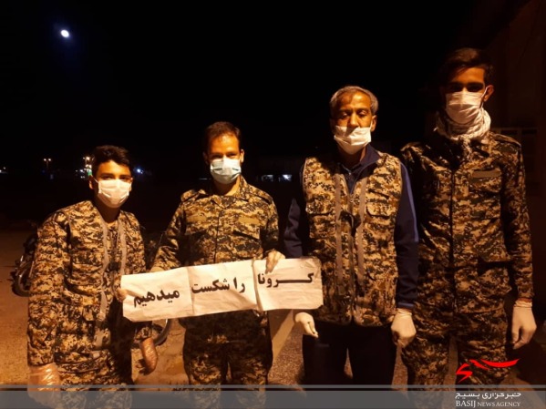 تعداد ۱۲ گروه جهادی جغرافیا محور و۴۰ گروه جهادی محله محور از بسیجیان شهرستان دشتی به جنگ ویروس منحوس کرونا رفتند
