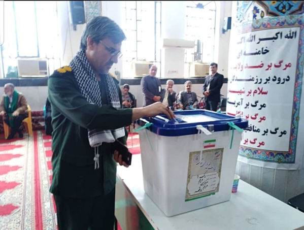 حضور کارکنان و فرمانده سپاه شهرستان دیلم در انتخابات مجلس شورای اسلامی