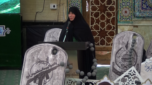 مراسم تجلیل از خانواده معظم شهدا ویژه خواهران برگزار شد