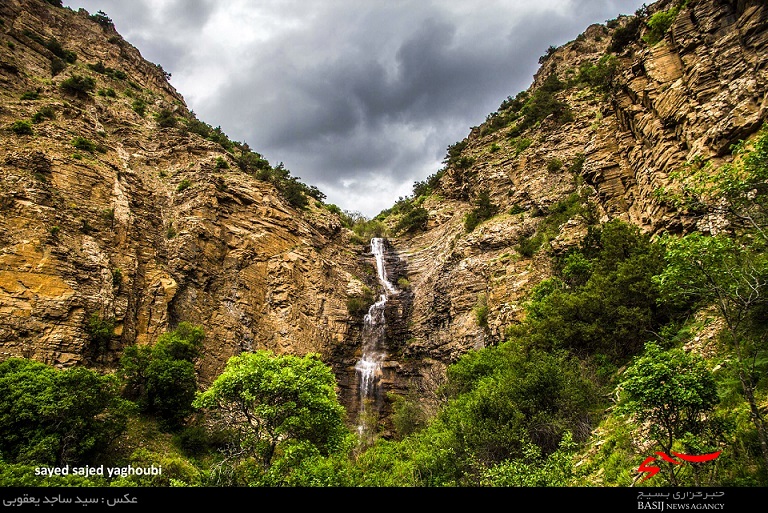 آبشار زنج روستای نوده بخش خورش رستم خلخال