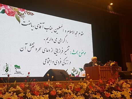 نشست توانمند سازی مربیان، مداحان و مدیران جلسات خانگی