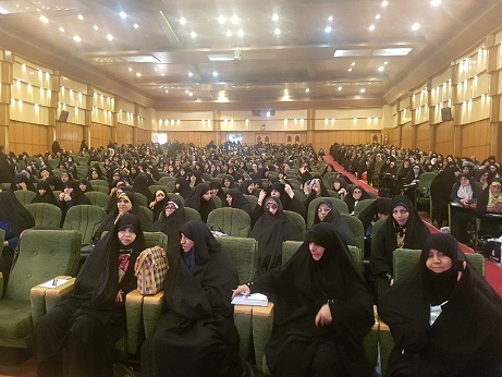 نشست توانمند سازی مربیان، مداحان و مدیران جلسات خانگی