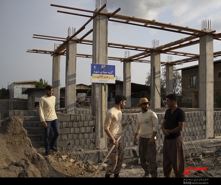 سپاه همچنان روی پای قولش به مردم سیل زده ایستاده است