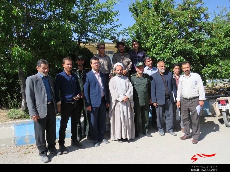کارکنان سپاه بویین میاندشت با پرسنل جهاد کشاورزی دیدار کردند.