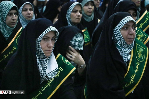 آئین شکرگزاری و نثار گل نیرو&zwnj;های مسلح جمهوری اسلامی ایران در سالروز آزادسازی خرمشهر