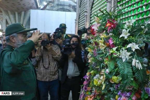 آئین شکرگزاری و نثار گل نیرو&zwnj;های مسلح جمهوری اسلامی ایران در سالروز آزادسازی خرمشهر